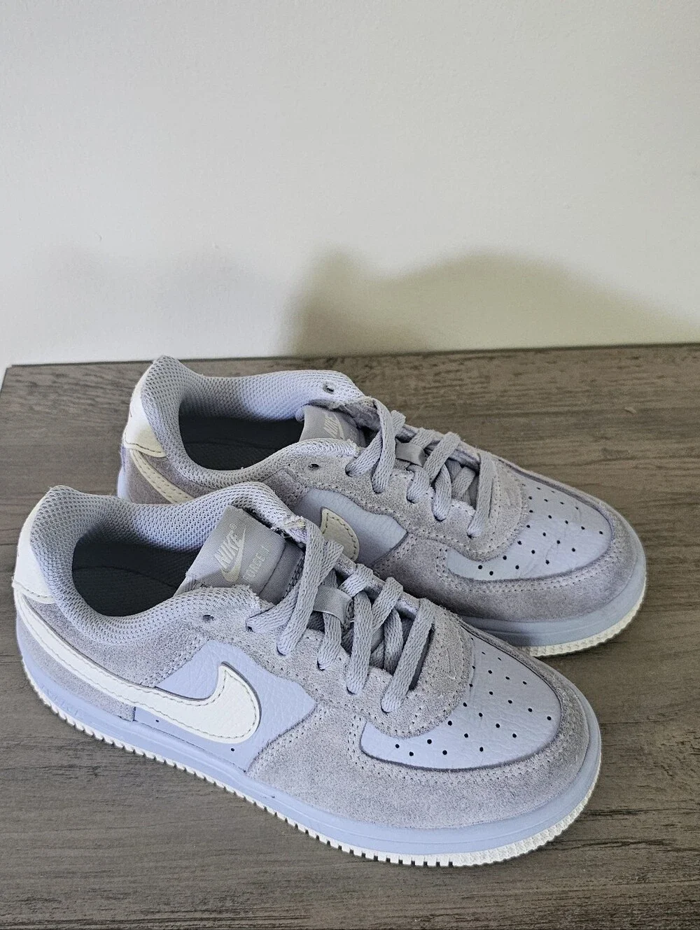 Nike Force 1 Low LV8 2 Kid Sneakers 13.5 Ghost/Sail Girl Boy